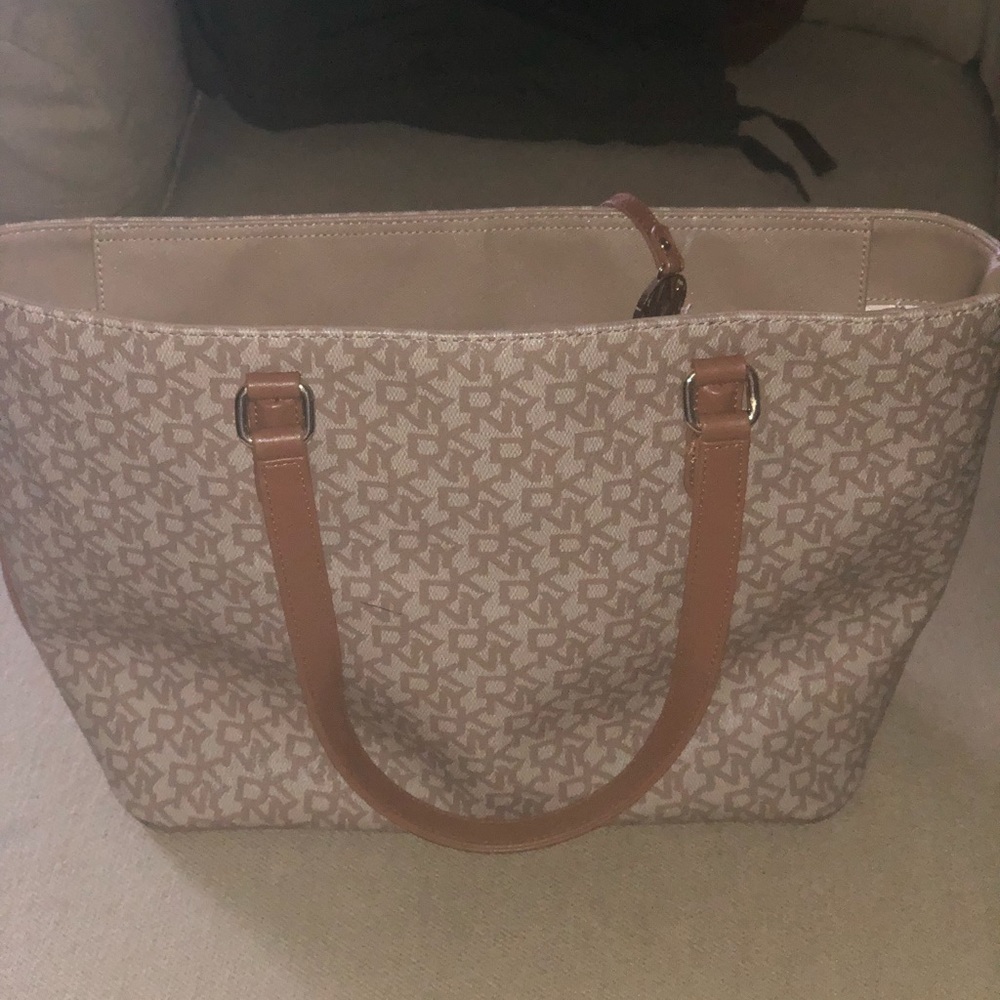 Almost new DKNY bag